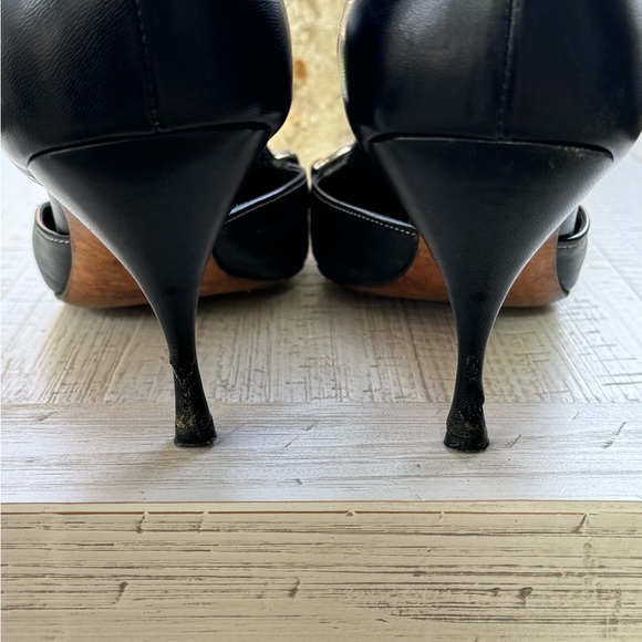 Vintage Prada black leather kitten heels GUC, minor wear at insoles & heels - Picture 5 of 7